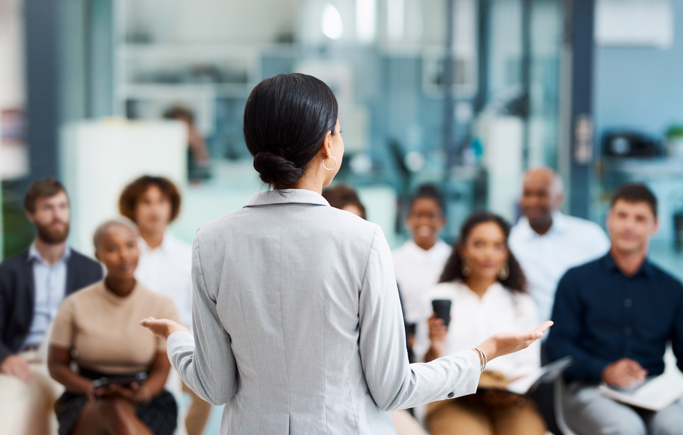 Person giving elevator pitch
