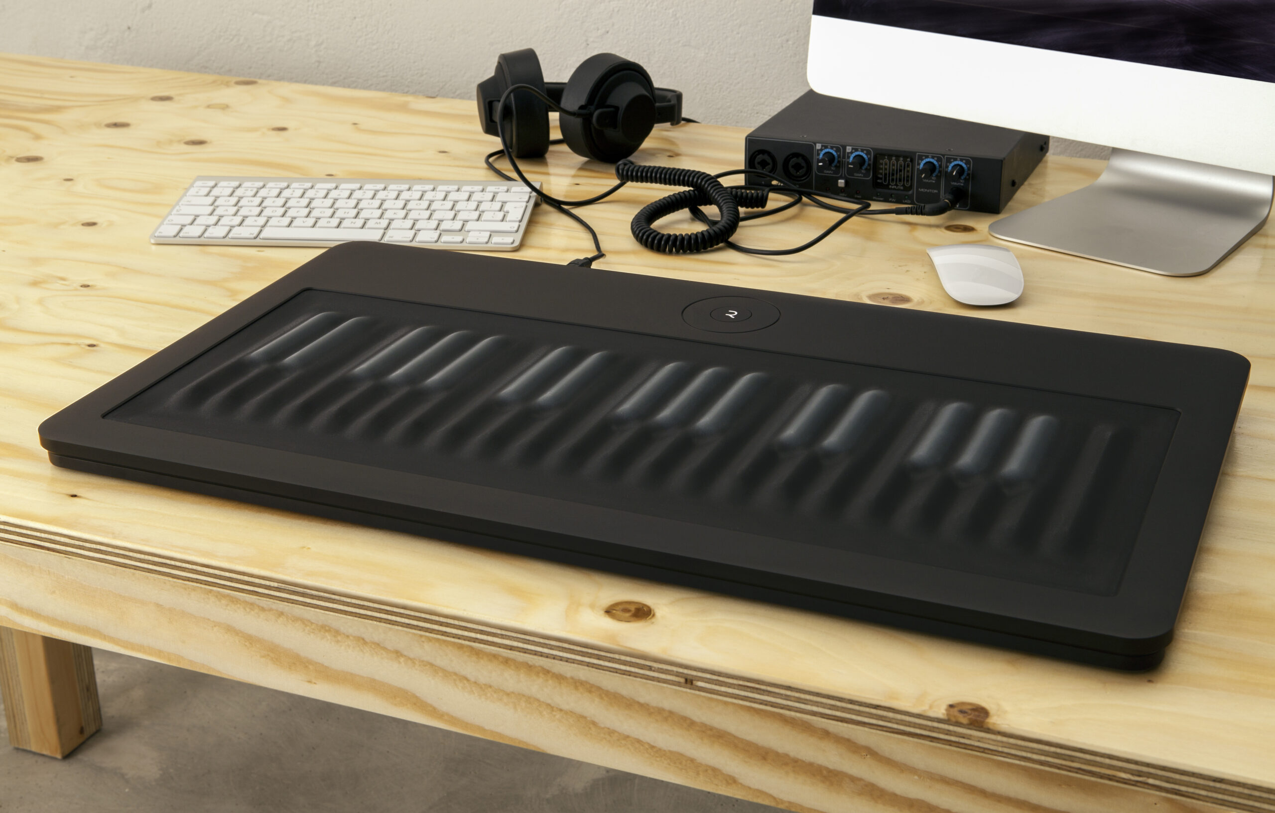 ‘Reimagined’ digital keyboard start-up closes £7.6 million venture ...